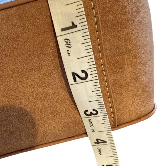 Wrangler Tan and Brown Crossbody Bag Southwestern Details Adjustable Strap NWT - Picture 7 of 7